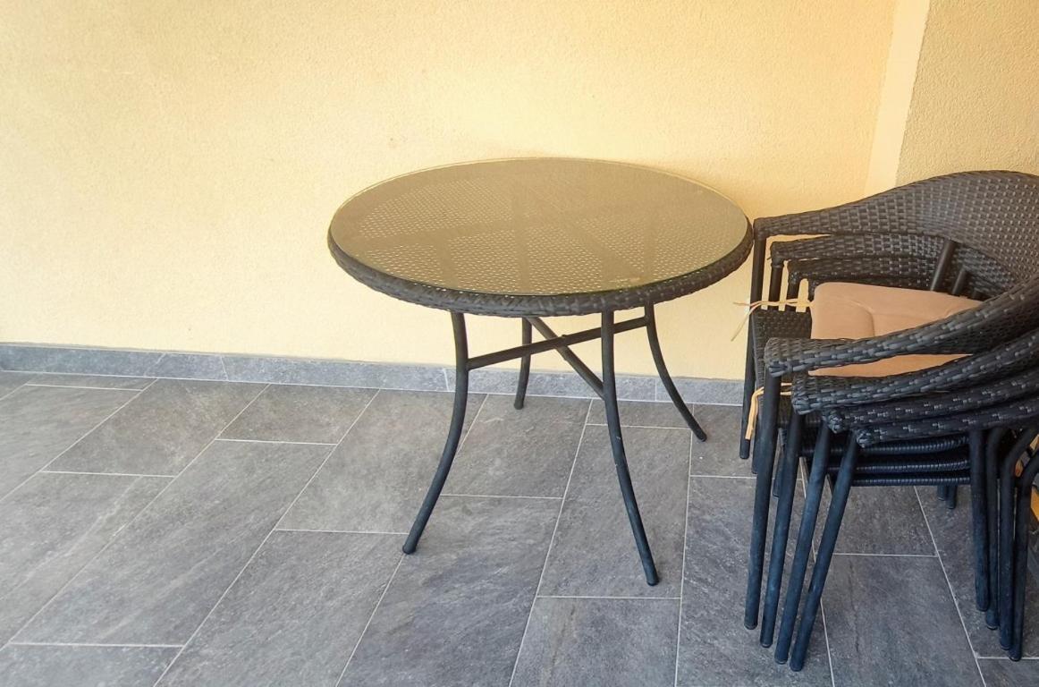 Apartments Sofija Slatine Εξωτερικό φωτογραφία