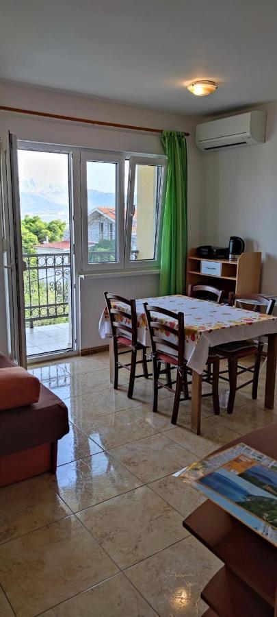 Apartments Sofija Slatine Εξωτερικό φωτογραφία