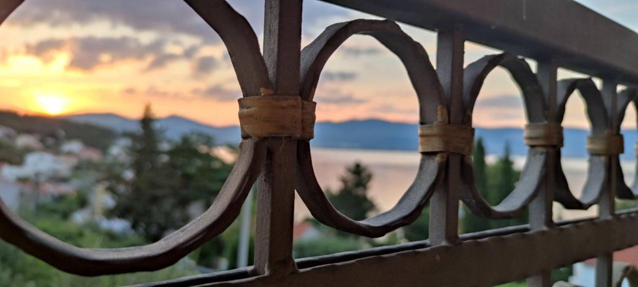 Apartments Sofija Slatine Εξωτερικό φωτογραφία