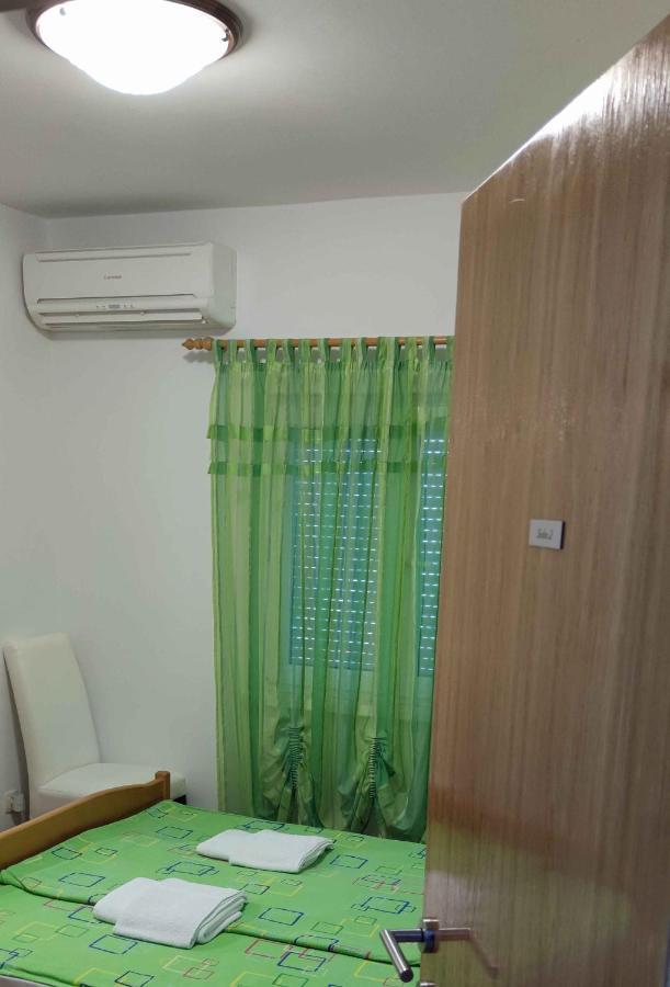 Apartments Sofija Slatine Εξωτερικό φωτογραφία