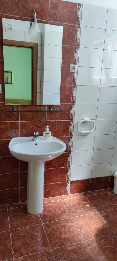 Apartments Sofija Slatine Εξωτερικό φωτογραφία