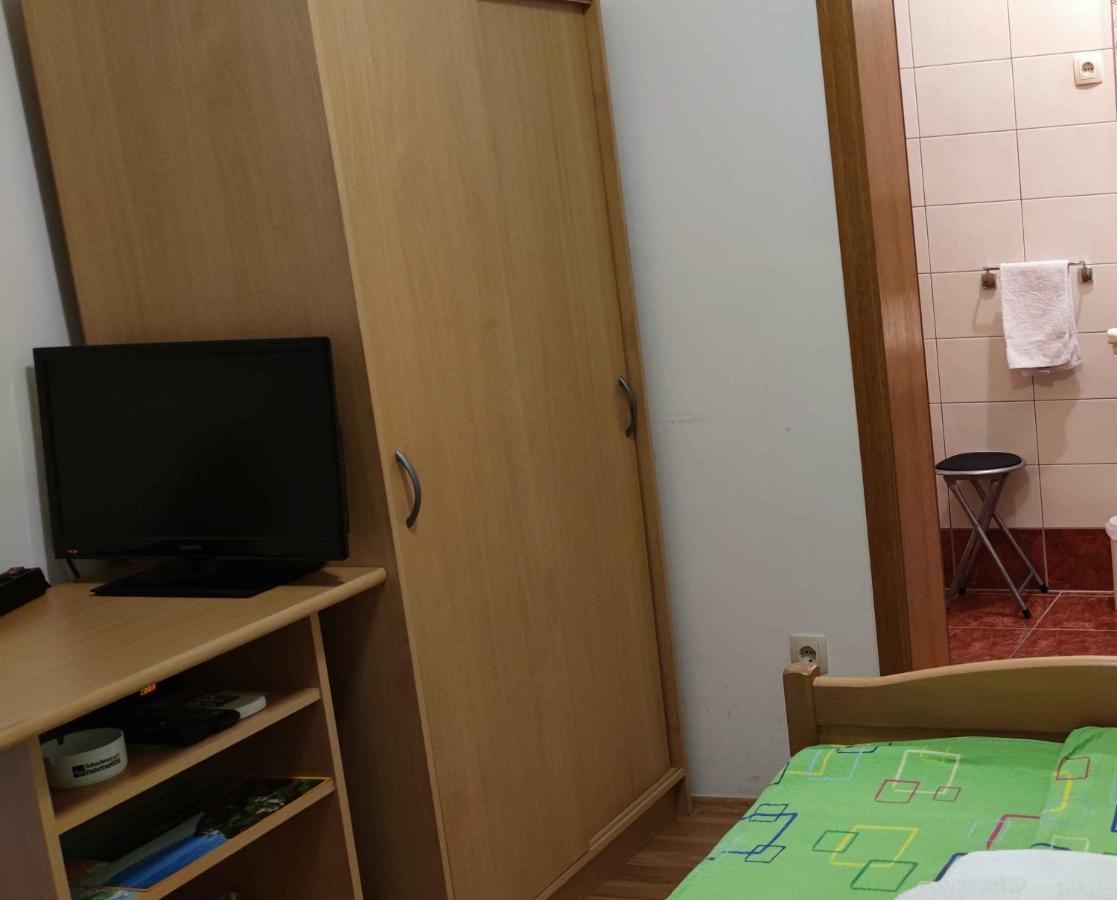 Apartments Sofija Slatine Εξωτερικό φωτογραφία